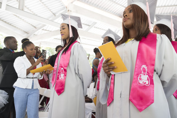 MFH Graduation Class 9, 2018_-14