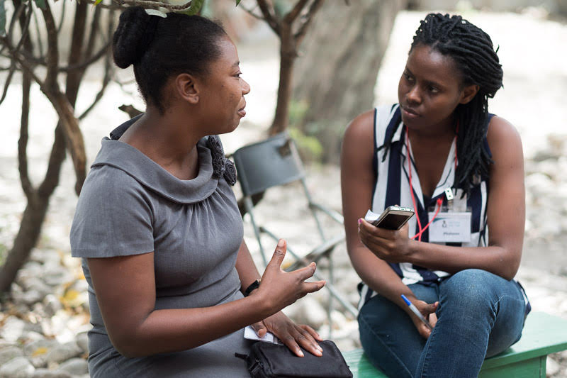 Phalonne Pierre Louis, Fotokonbit